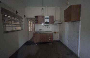 Departamento de pasillo en Dean Funes al 1200