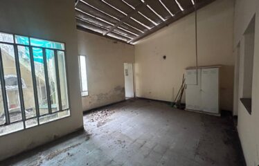 Departamento de pasillo en Dean Funes al 1200