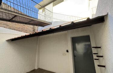Galpón en Valentín Gómez al 1600