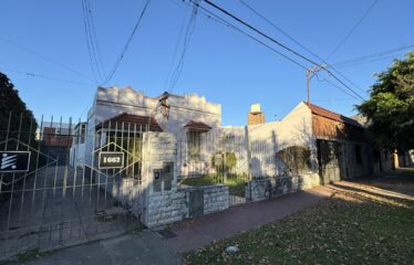 Galpón en Valentín Gómez al 1600