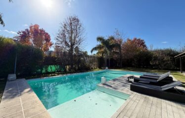Casa en Miraflores, Funes Hills