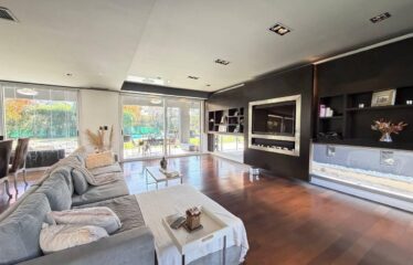 Casa en Miraflores, Funes Hills