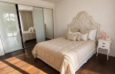 Casa en Miraflores, Funes Hills