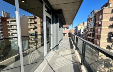 Departamento en Alem al 1500