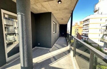 Departamento en Alem al 1500
