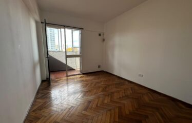 Departamento en Ovidio Lagos al 1200