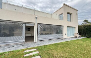 Casa en Miraflores, Funes Hills