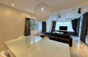 Casa en Miraflores, Funes Hills