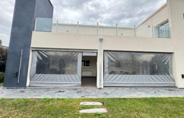 Casa en Miraflores, Funes Hills
