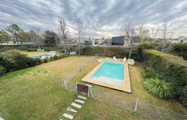 Casa en Miraflores, Funes Hills