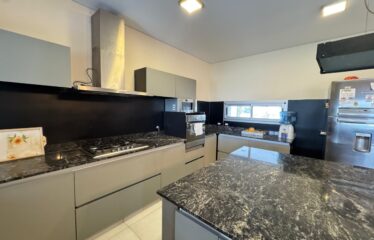 Casa en Miraflores, Funes Hills