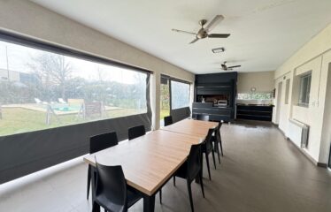 Casa en Miraflores, Funes Hills