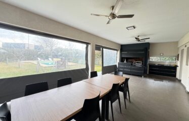 Casa en Miraflores, Funes Hills