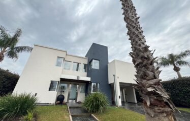 Casa en Miraflores, Funes Hills