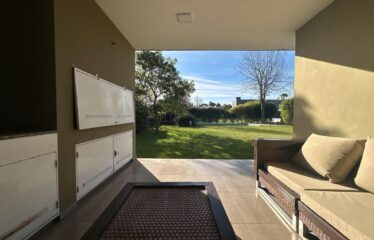 Casa en Miraflores, Funes Hills