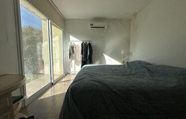 Casa en Miraflores, Funes Hills