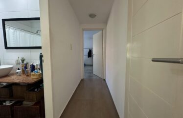 Casa en Miraflores, Funes Hills