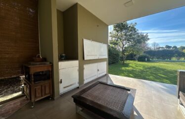 Casa en Miraflores, Funes Hills