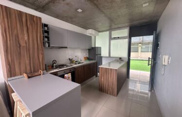 Departamento Dúplex en Eva Perón al 8600