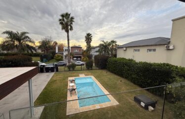 Casa en Miraflores, Funes Hills