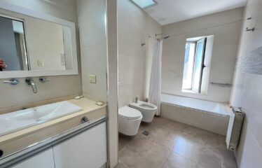 Casa en Miraflores, Funes Hills