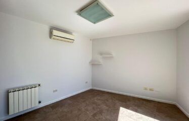 Casa en Miraflores, Funes Hills