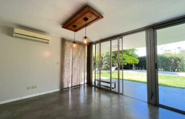 Casa en Miraflores, Funes Hills