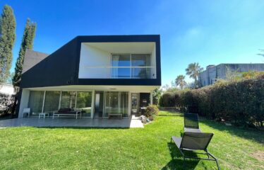 Casa en Miraflores, Funes Hills
