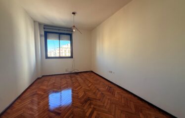 Departamento en Brown al 2100