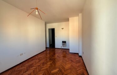 Departamento en Brown al 2100