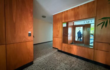 Departamento en Brown al 2100
