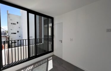 Departamento en Crespo al 300