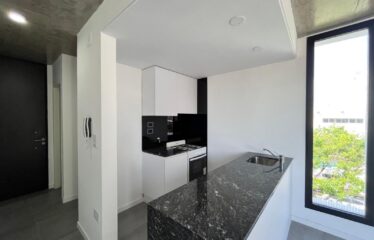 Departamento en Crespo al 300