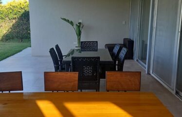 Casa en Puerto Roldán