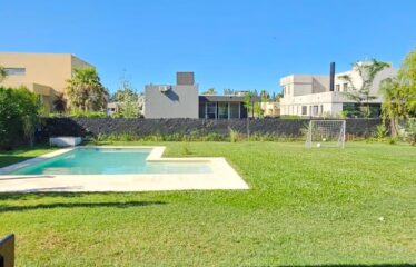 Casa en Puerto Roldán