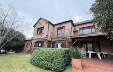 Casa en Juan B. Justo al 9000, Aldea Fisherton
