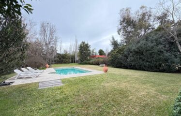 Casa en Juan B. Justo al 9000, Aldea Fisherton