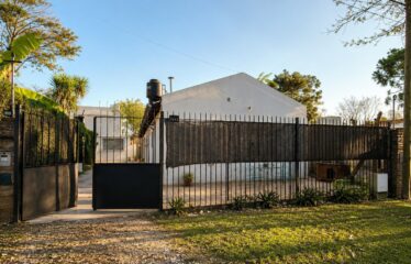 Casa en La Rastra al 2400, Funes