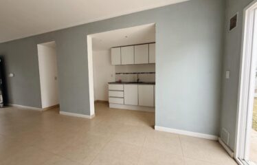 Casa en Aymaraz al 7600, Fisherton