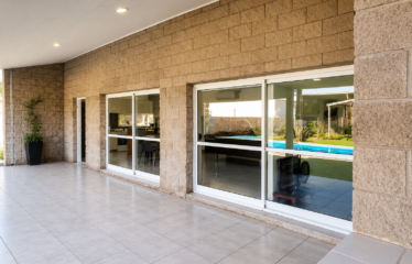 Casa en Punta Chacra, Roldán