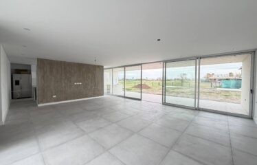 Casa en Vida Club de Campo, Funes