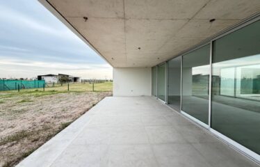 Casa en Vida Club de Campo, Funes