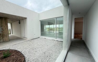 Casa en Vida Club de Campo, Funes