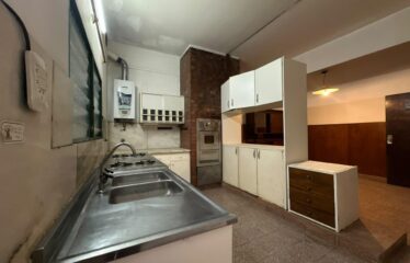 Departamento en Av. Alberdi al 700 bis