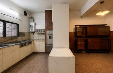 Departamento en Av. Alberdi al 700 bis