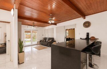 Casa en Las Acequias, Roldán