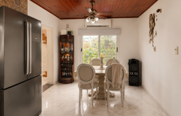 Casa en Las Acequias, Roldán