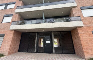 Departamento en Condominio Los Pasos, Fisherton