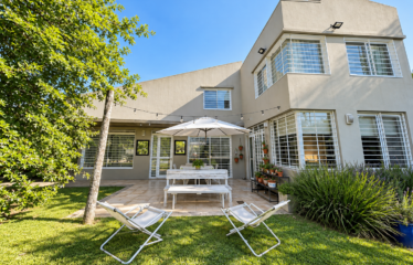 Casa en Ernesto Palacio al 9100, Fisherton