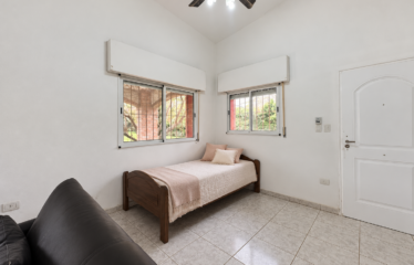 Casa en Funes al 400, Roldán
